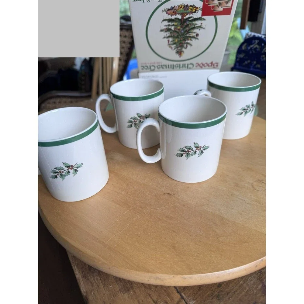 Spode Christmas Tree Porcelain Made in England Tom & Jerry Four Mugs
